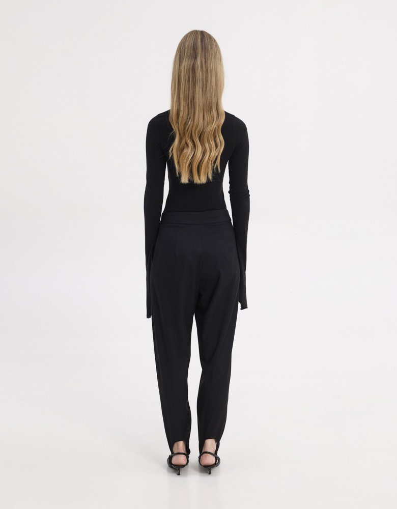 Sunset go Sarah turtleneck top black